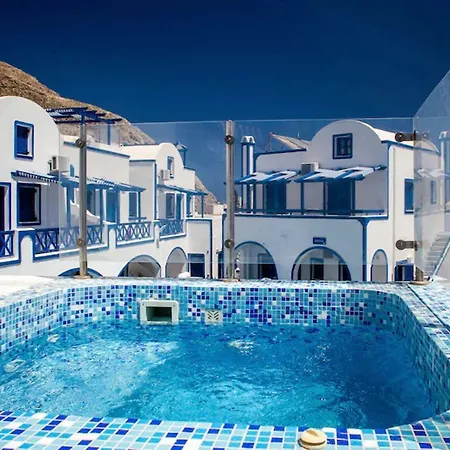 Roula Studios&apartments Perissa (Santorini)